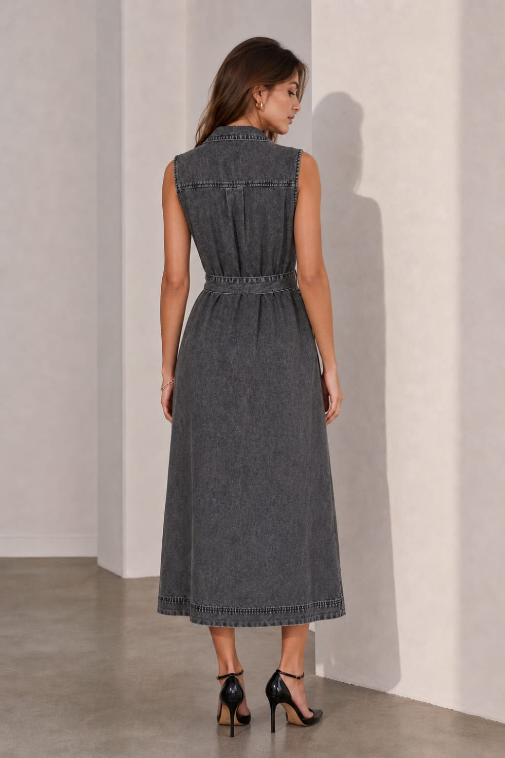 Denim Dress - Classic with an Edge